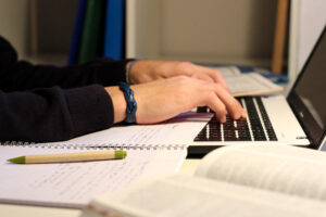 مواقع البحث العلمي